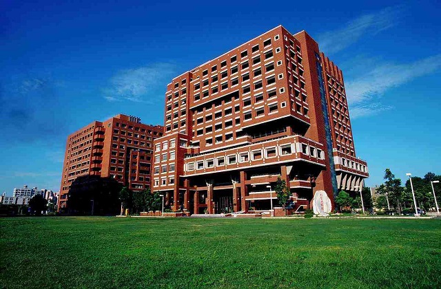 国立台湾大学qs图片